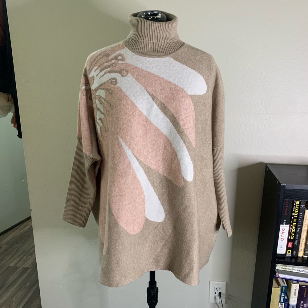 Joseph A. Turtle neck tunic